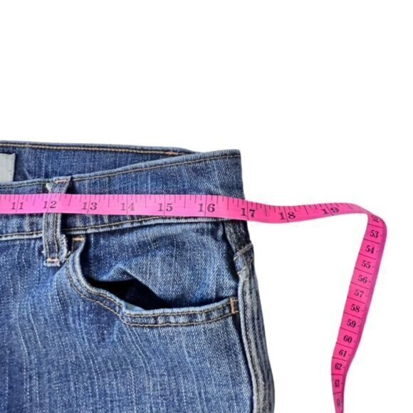 Gap Bootcut Capri Women's Size 10 Med Wash Blue Denim Jeans Low Rise 33/29 - Picture 3 of 9